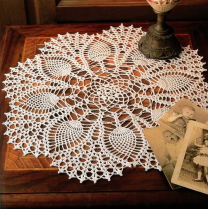 A Baker's Dozen Easy Crochet Doilies - Image 13