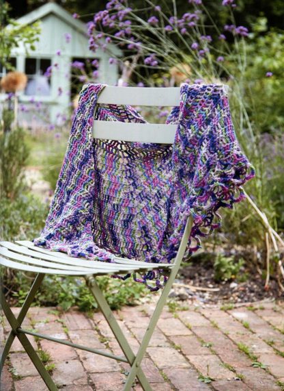 Modern Crocheted Shawls and Wraps - Image 13