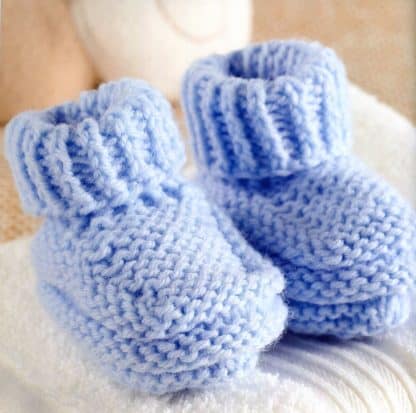 100 Little Knitted Gifts to Make - Image 21