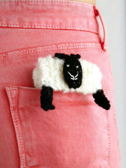 100 Little Knitted Gifts to Make - Image 8
