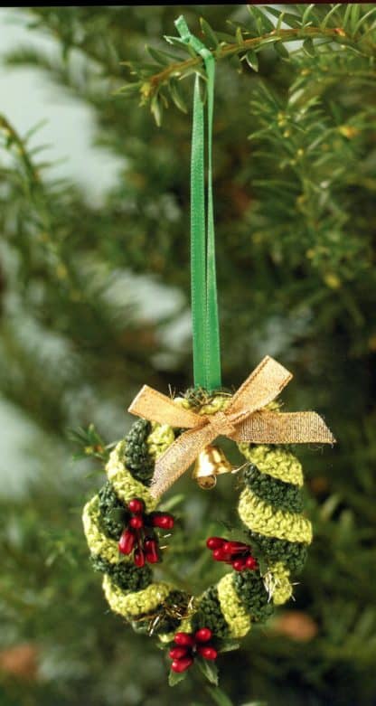 100 Little Crochet Gifts to Make - Image 28