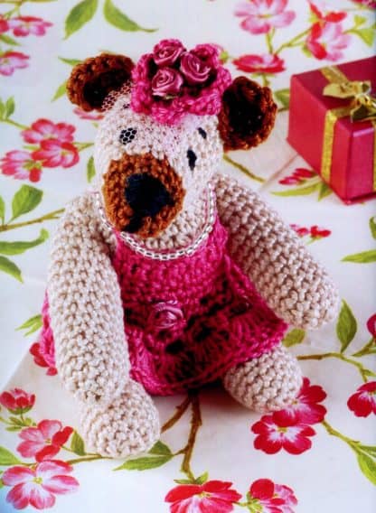 100 Little Crochet Gifts to Make - Image 27