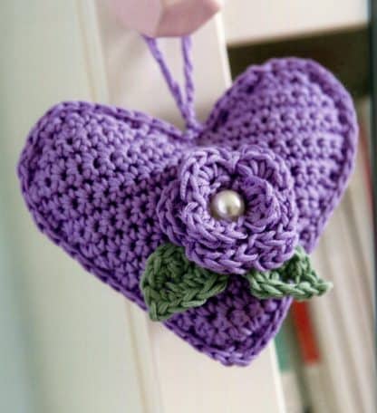 100 Little Crochet Gifts to Make - Image 19