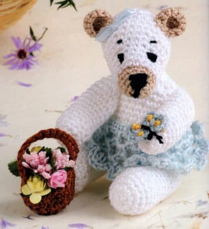 100 Little Crochet Gifts to Make - Image 9