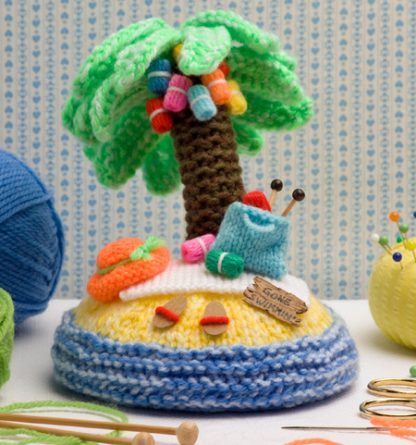 Jean Greenhowe's Fabulous Fun-Knits  - Toy & Doll Knitting Patterns - Image 5