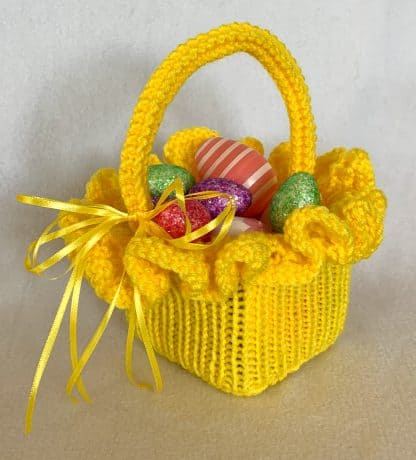 Easter Basket with Ruffled Edge 