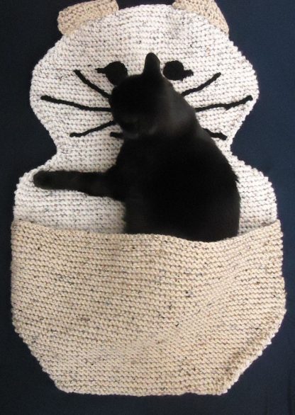 "Hide and Sleep" Blanket for Pets - Image 2