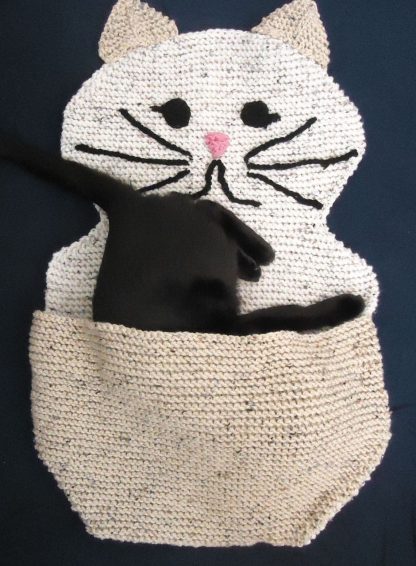 "Hide and Sleep" Blanket for Pets - Image 4