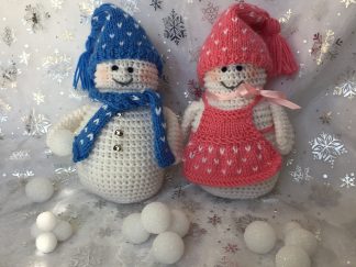 The "I Used to Be a Flake" Snow People, Mike and Molly McSnow!