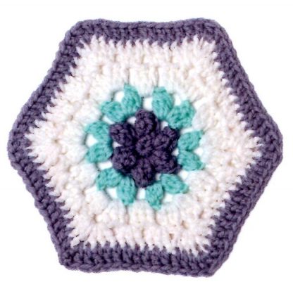 99 Granny Squares - Image 3