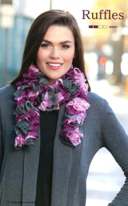 The Little Encyclopedia of Scarves - Image 6