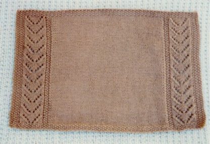 Lace Placemat - - Knit ePattern 