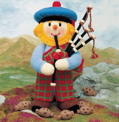 Jean Greenhowe's Mac Scarecrow Clan  - Toy & Doll Knitting Patterns - Image 8