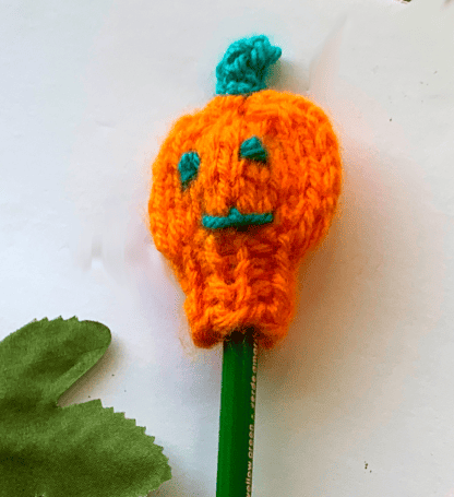 Knit Pumpkin Pencil Topper - - Free PDF Download