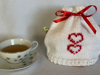 Twin Hearts Tea Cozy